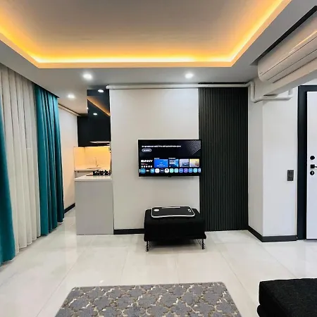 Two Air-conditioned Luxury In The Center No 1 Antalya