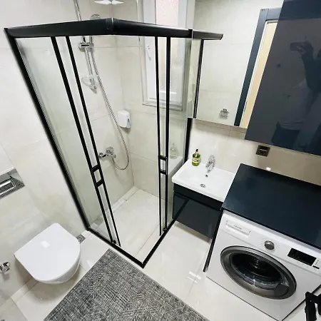 Two Air-conditioned Luxury In The Center No 1 أنطاليا